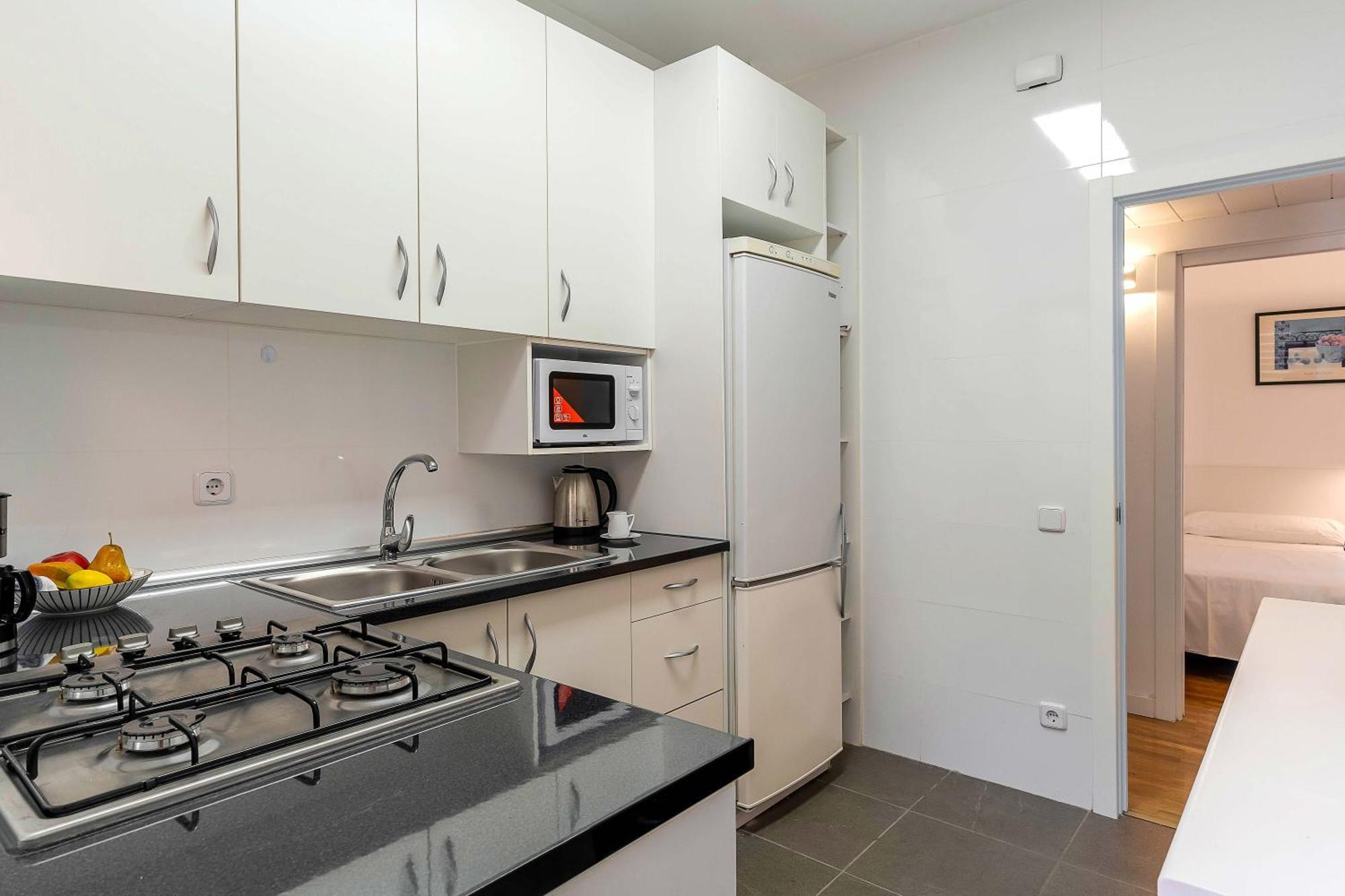 Aparthotel Bertran Barcelone Extérieur photo