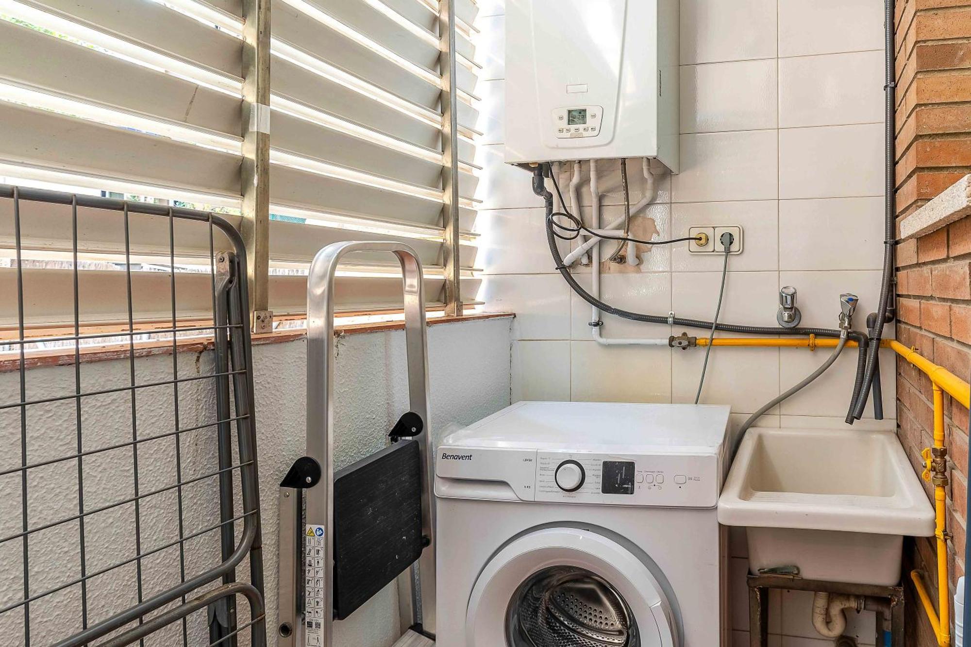 Aparthotel Bertran Barcelone Extérieur photo